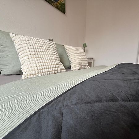 3-Zimmer-Wohnung In 莱昂贝格 外观 照片